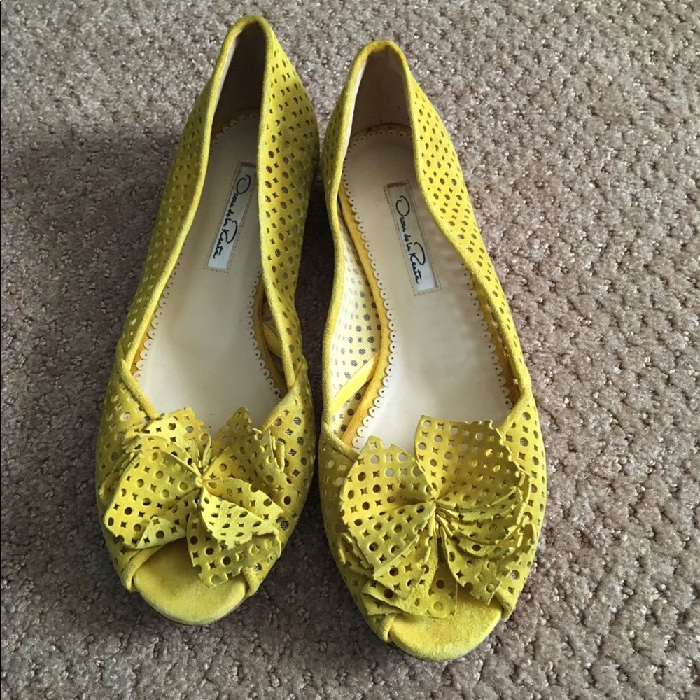 Oscar de la Renta suede flats
